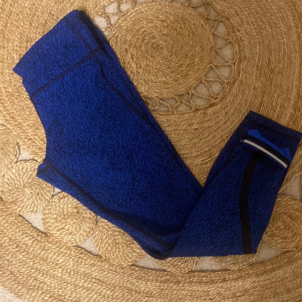 Lululemon base pace reflective legging